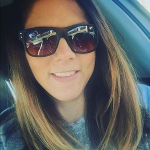 Meet your Posher, Kellie